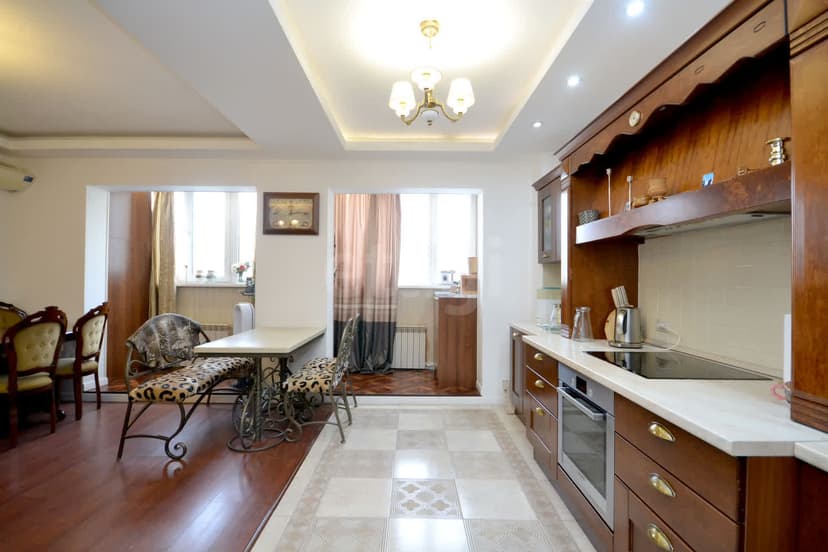 3 комн., 81 м², Монолитно-каркасный 4