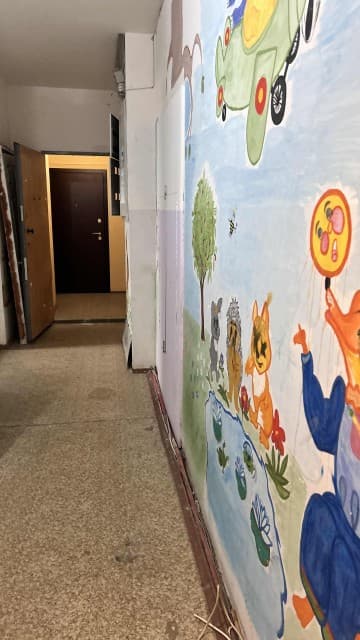 3 комн., 80 м², 112 серия, Областная больница, рынок "Манньыаттаах" 6