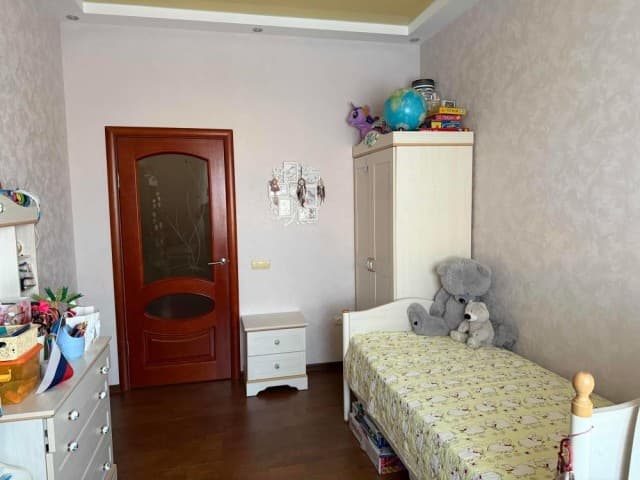 4 комн., 124 м², Монолитно-каркасный, Центр - район пл. Орджоникидзе 8