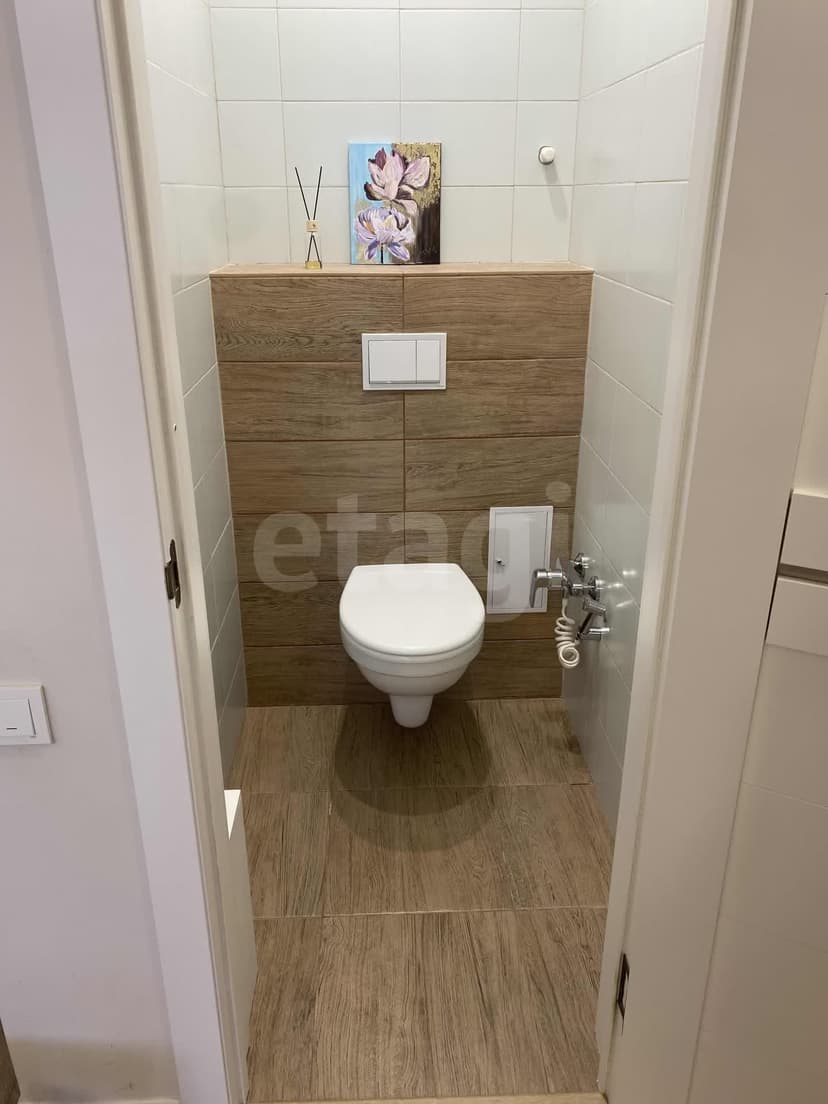 2 комн., 74 м², Монолитно-каркасный 9