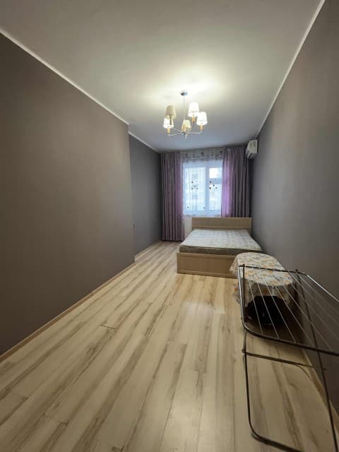 2 комн., 58 м², Монолитно-каркасный, Областная больница, рынок "Манньыаттаах" 5