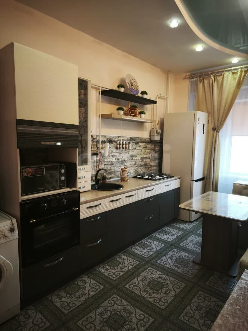 1 комн., 51 м², Инд. планировка 7