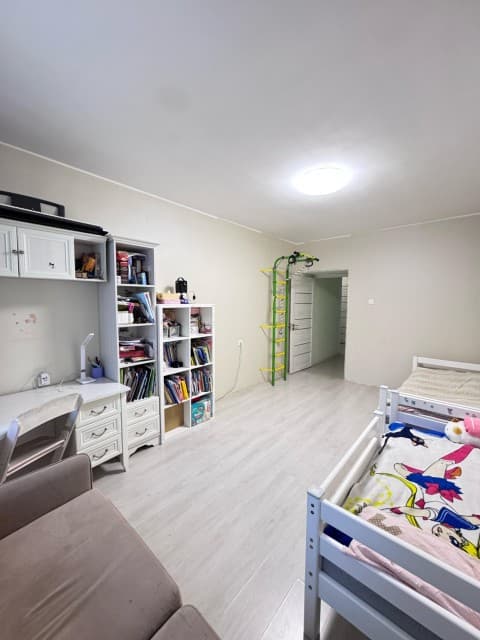 2 комн., 65 м², Инд. планировка, Центр - район пл. Дружбы 9