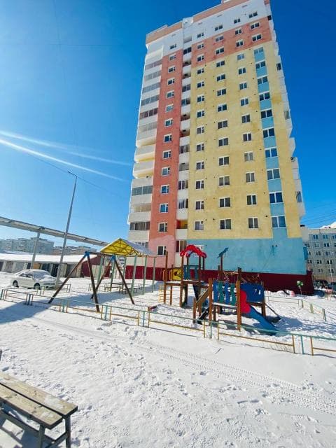 Студия, 112 серия, Авиапорт 7