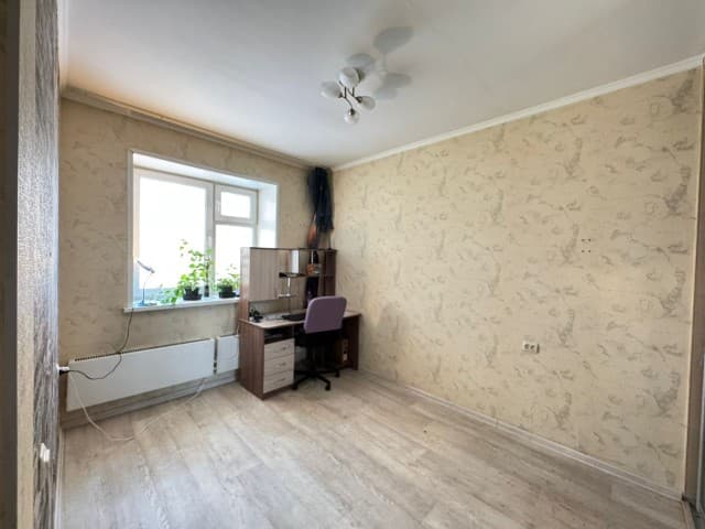 4 комн., 100 м², Блочный, Вавилон 8