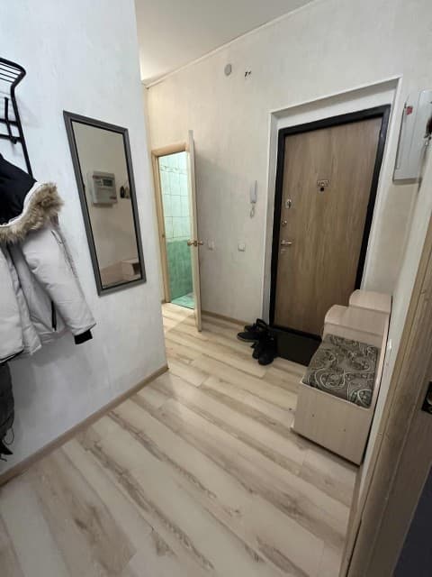 2 комн., 58 м², Монолитно-каркасный, Областная больница, рынок "Манньыаттаах" 3