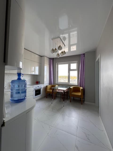 3 комн., Монолитно-каркасный, 103 квартал (Ростелеком) 5