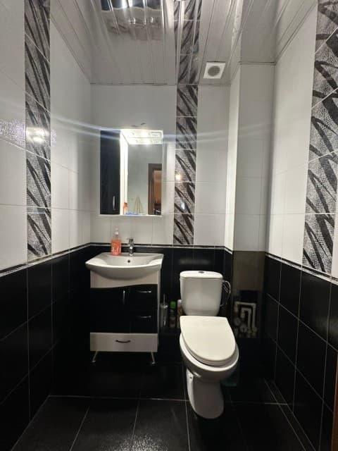 Больше 4 комн., Инд. планировка, Площадь Победы 12