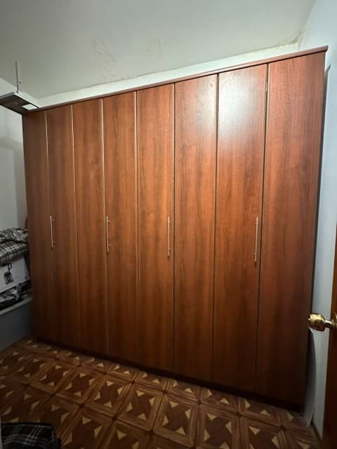 Больше 4 комн., Инд. планировка, Площадь Победы 10