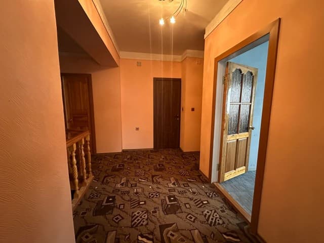 Больше 4 комн., Инд. планировка, Площадь Победы 14