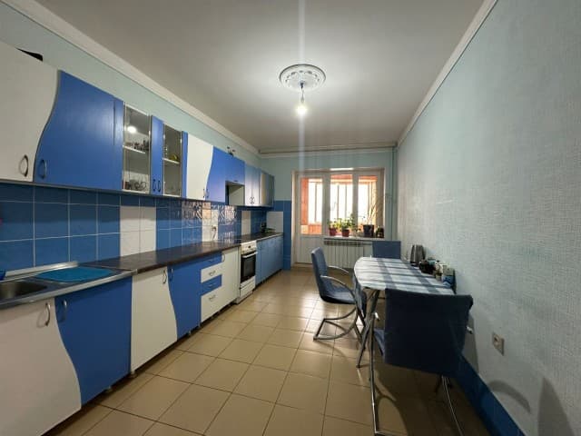 Больше 4 комн., Инд. планировка, Площадь Победы 7