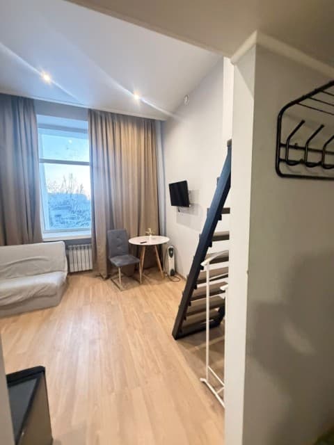 Студия, Монолитно-каркасный, Областная больница, рынок "Манньыаттаах" 8