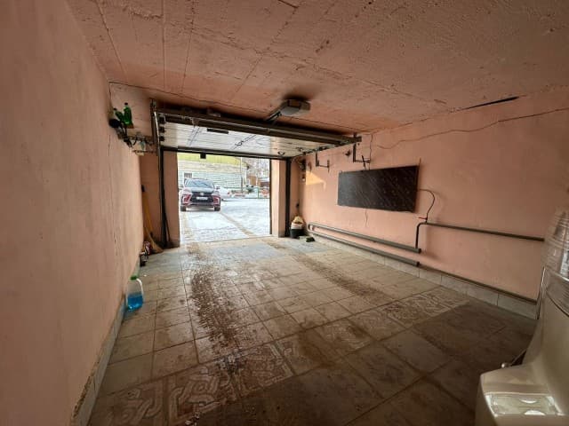 Больше 4 комн., Инд. планировка, Площадь Победы 19