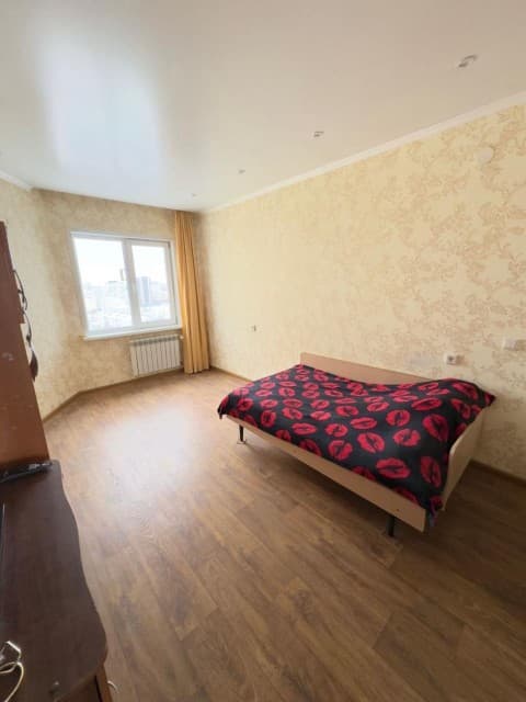 1 комн., 36 м², Монолитно-каркасный, Апельсин