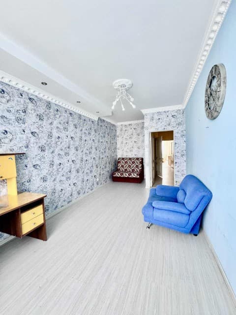 3 комн., 102 м², Инд. планировка, Сахацирк 13