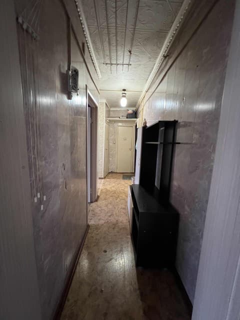 2 комн., 43 м², Дерев. б/у, Крытый рынок 6