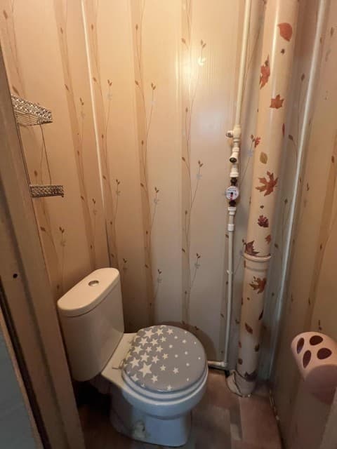 2 комн., 43 м², Дерев. б/у, Крытый рынок 4