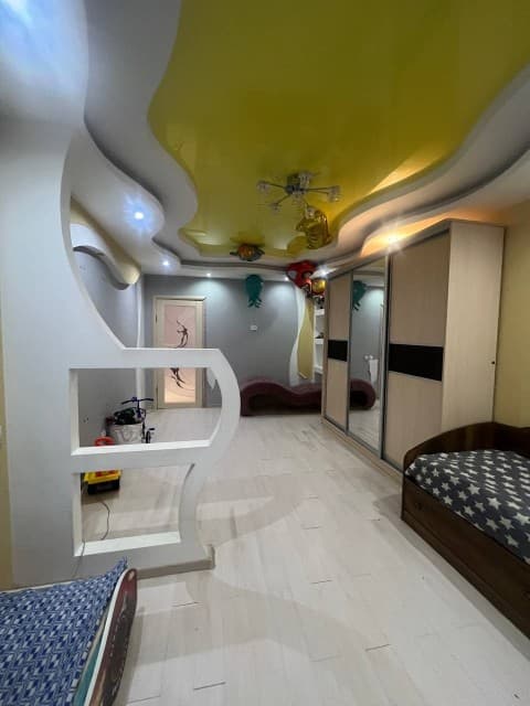 3 комн., 96 м², Блочный, Авиапорт 5