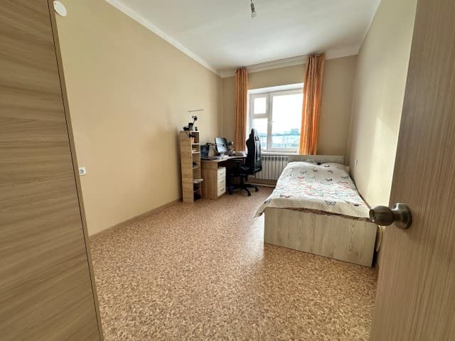 4 комн., 79 м², Блочный, Улус 3