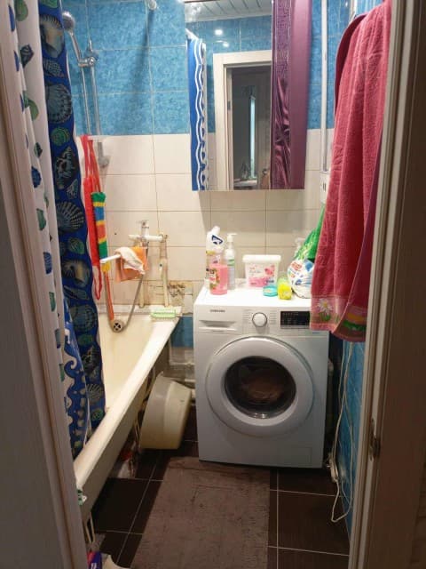 3 комн., 61 м², КПД, Крытый рынок 5