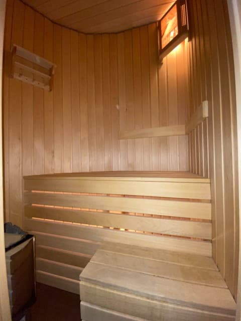 3 комн., Блочный, Площадь Победы 2