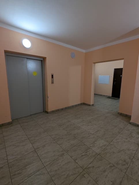 2 комн., 82 м², Блочный, Апельсин