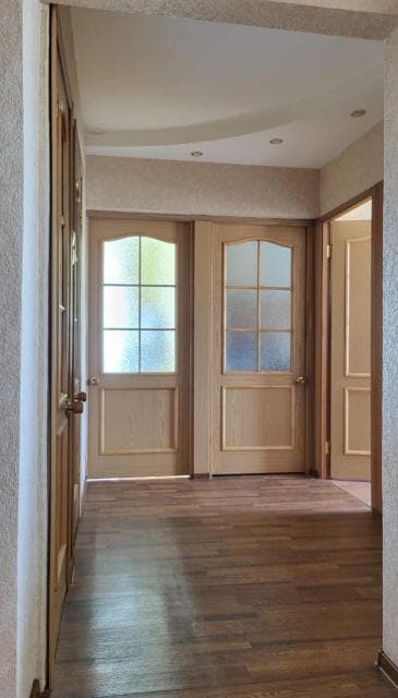 4 комн., 73 м², КПД, Центр - район пл. Орджоникидзе 9