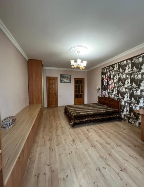 3 комн., 131 м², Монолитно-каркасный, Сайсары 4