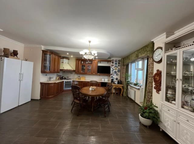 3 комн., 131 м², Монолитно-каркасный, Сайсары 5