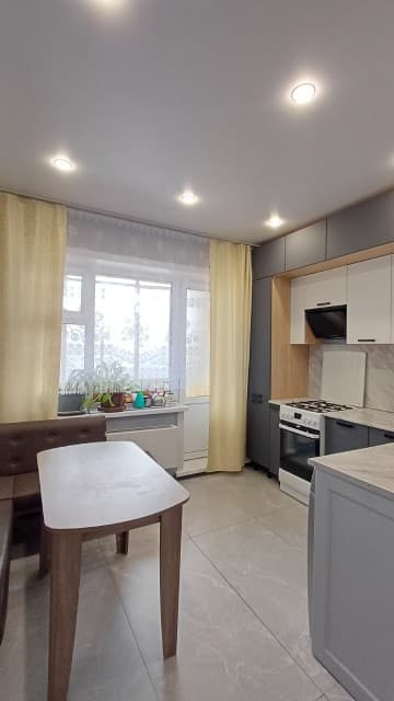 2 комн., 73 м², 112 серия, Сахацирк 4