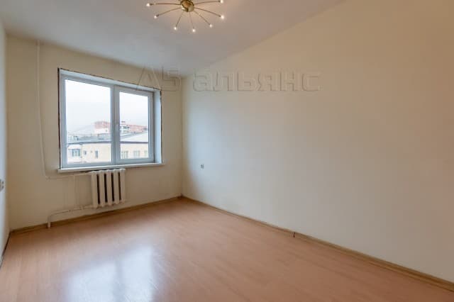 3 комн., 61 м², КПД, 202 мкрн. 12