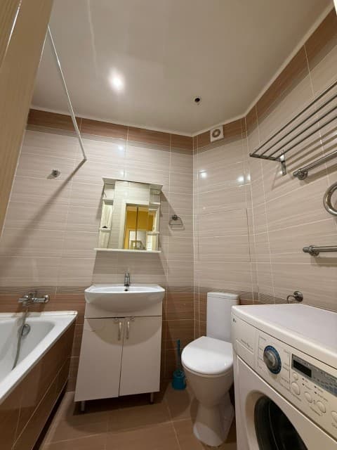 2 комн., 48 м², Блочный 3