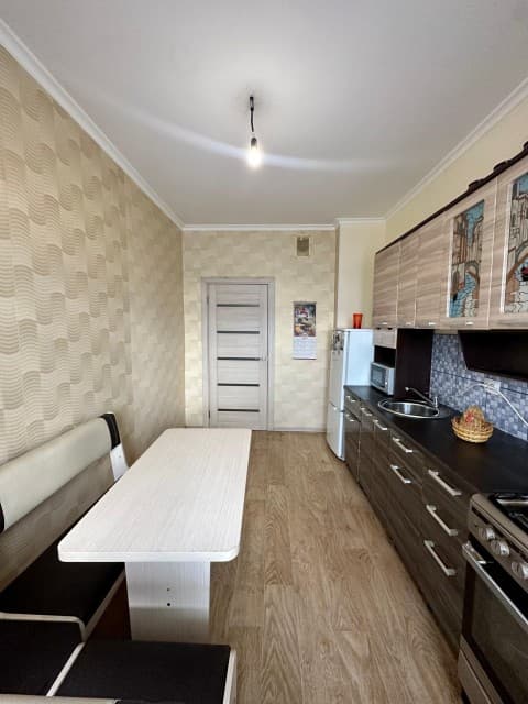 1 комн., 37 м², Монолитно-каркасный, Рабочий городок, Водоканал 2