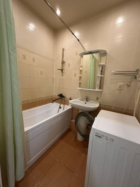 1 комн., 43 м², Блочный, Авиапорт 11