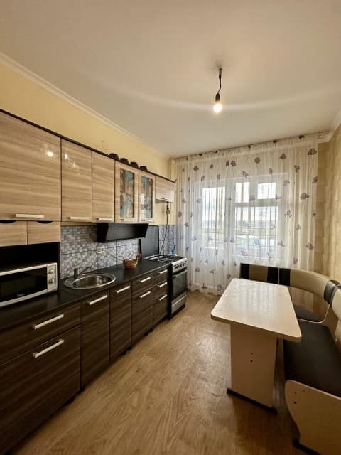 1 комн., 37 м², Монолитно-каркасный, Рабочий городок, Водоканал