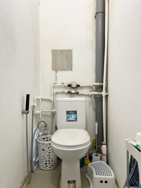 2 комн., 60 м², Блочный, Областная больница, рынок "Манньыаттаах" 9
