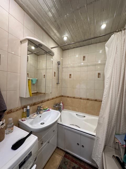 3 комн., 77 м², 112 серия, Центр - район пл. Орджоникидзе 2