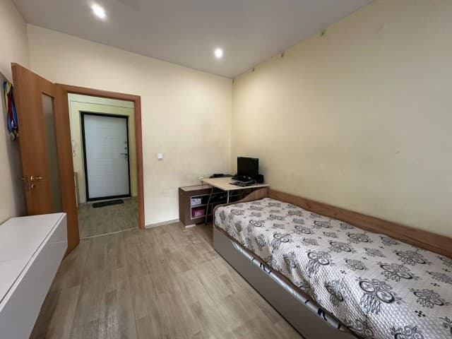 1 комн., 43 м², Блочный, Авиапорт 5