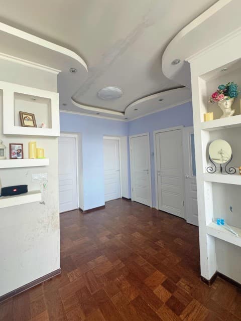 3 комн., 66 м², Инд. планировка, Сайсары 4