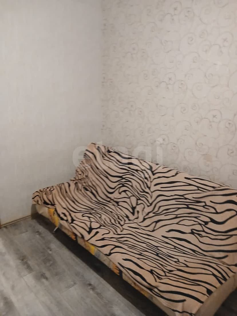 3 комн., 73 м², Инд. планировка 2