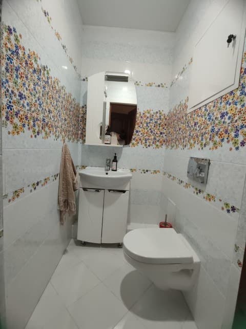 3 комн., Блочный, 31 школа 8