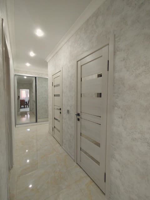 2 комн., 68 м², Монолитно-каркасный, Крестьянский рынок, стадион "Туймаада" 9