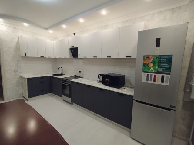 2 комн., 68 м², Монолитно-каркасный, Крестьянский рынок, стадион "Туймаада" 2