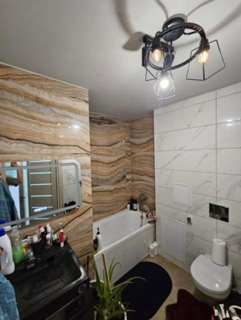 2 комн., 47 м², Блочный, Дом быта 5