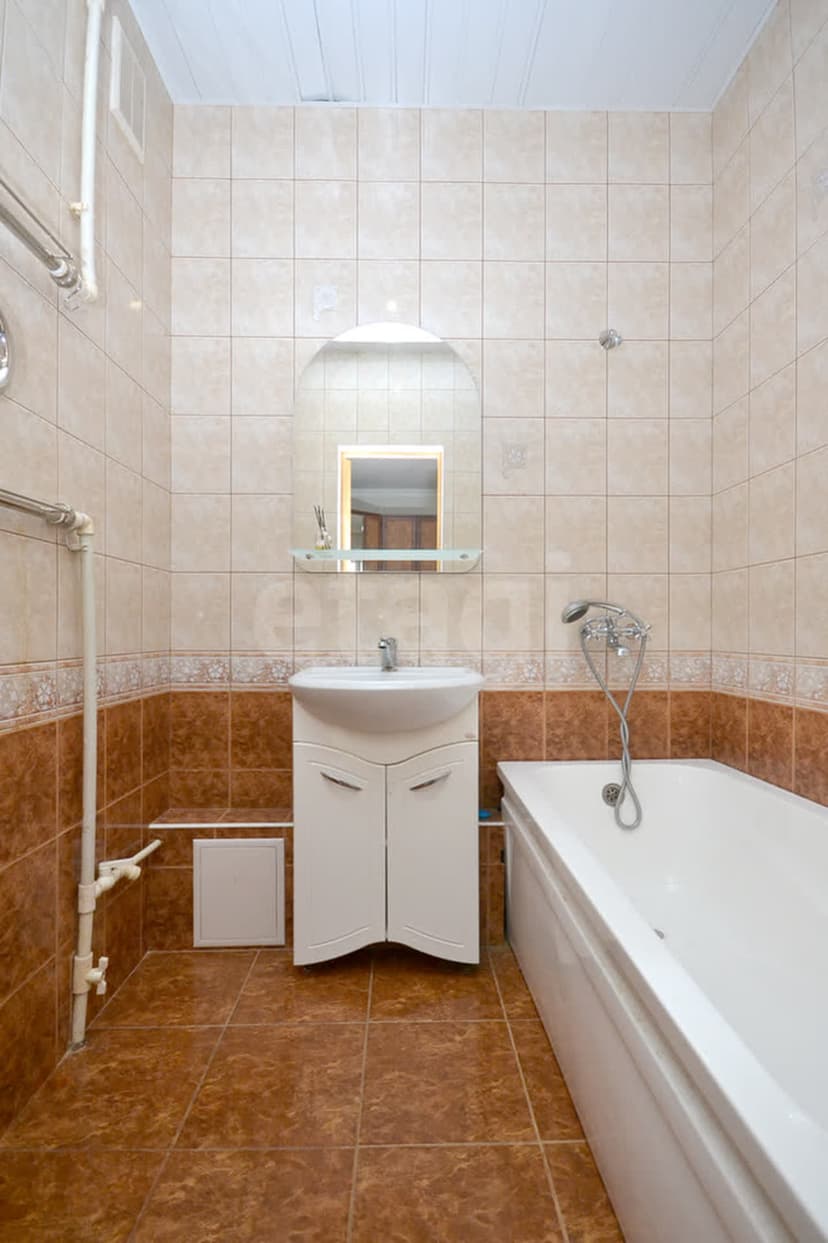 1 комн., 35 м², Инд. планировка 5