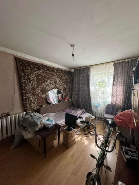 3 комн., 64 м², КПД, Областная больница, рынок "Манньыаттаах" 8