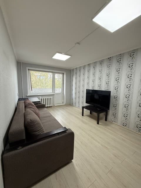 2 комн., 47 м², КПД, Площадь Победы 4