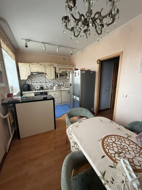 3 комн., 91 м², Инд. планировка, Поликлиника 1