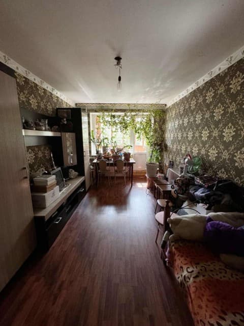 3 комн., 64 м², КПД, Областная больница, рынок "Манньыаттаах"