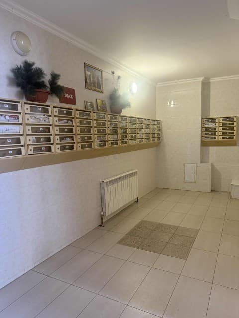 1 комн., 40 м², Монолитно-каркасный, Крытый рынок 6